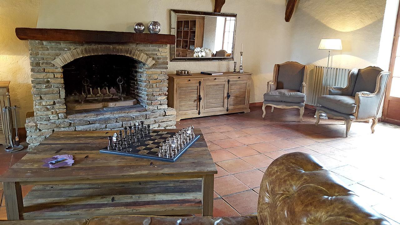 Le Domaine Saint Martin Bed & Breakfast Flassans-sur-Issole Exterior photo